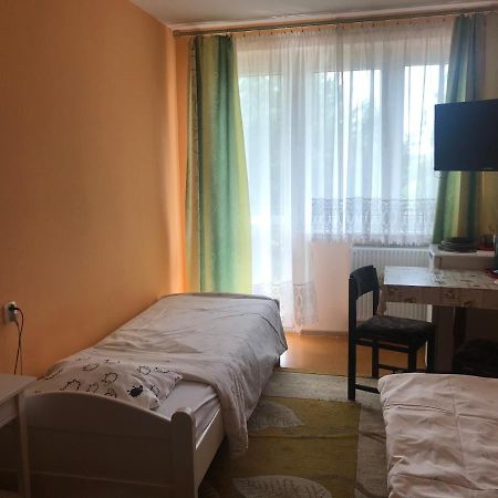 Pokoje Goscinne U Wandy Острово Екстериор снимка