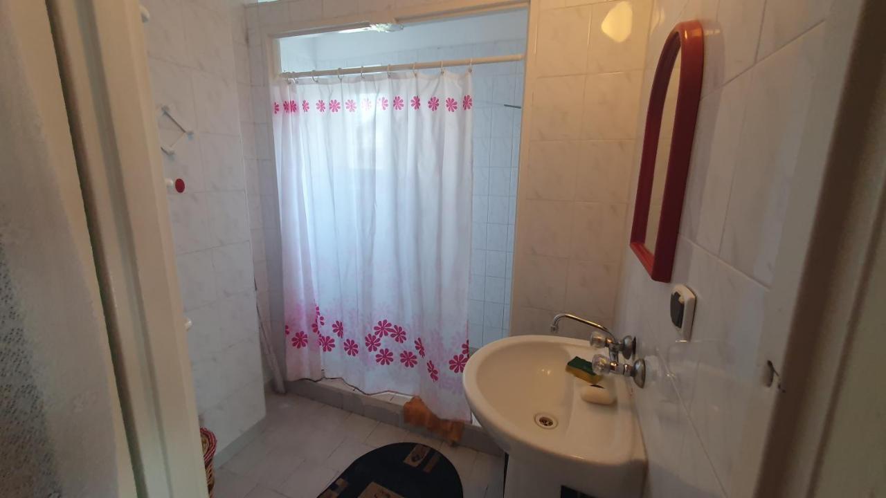 Pokoje Goscinne U Wandy Острово Екстериор снимка