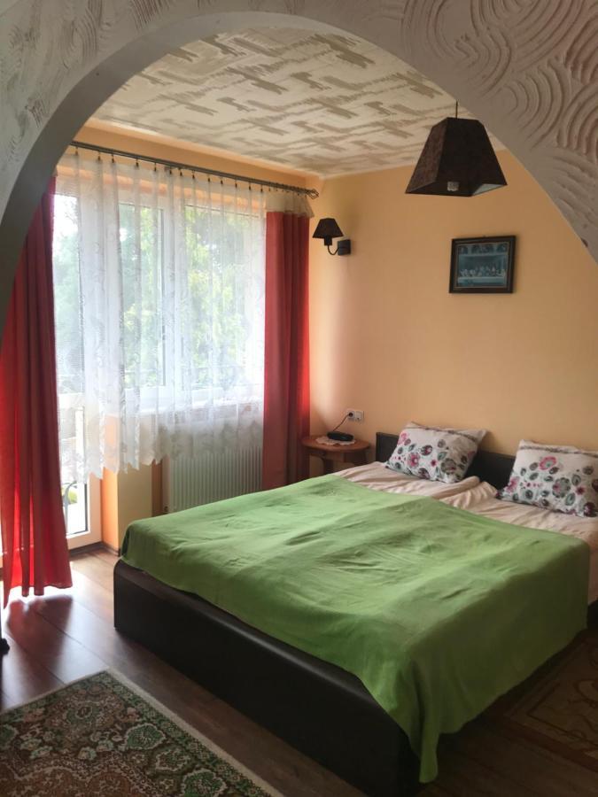 Pokoje Goscinne U Wandy Острово Екстериор снимка